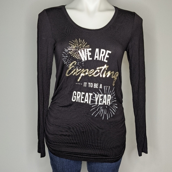 ✨3/$15 A: Glow black & gold new year pregnancy  top S - Picture 1 of 5